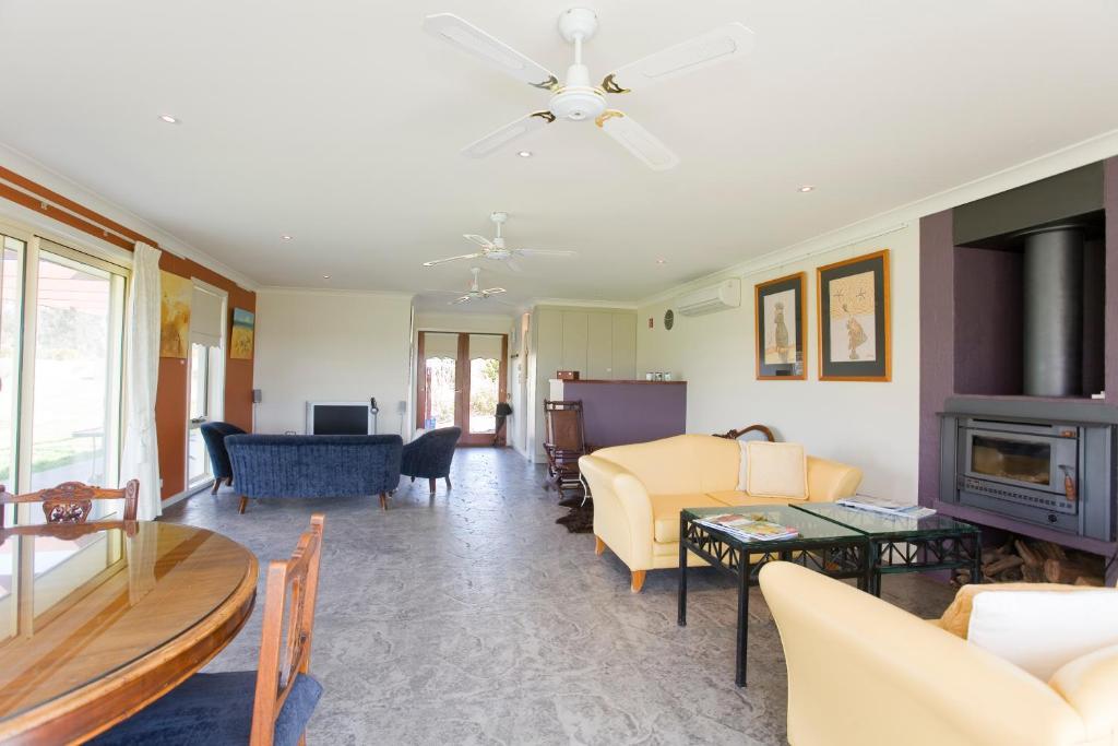 Country Guesthouse SchoneggMurrumbateman エクステリア 写真
